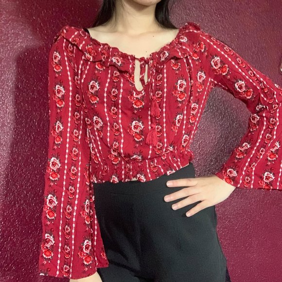 blouse - Picture 2 of 4